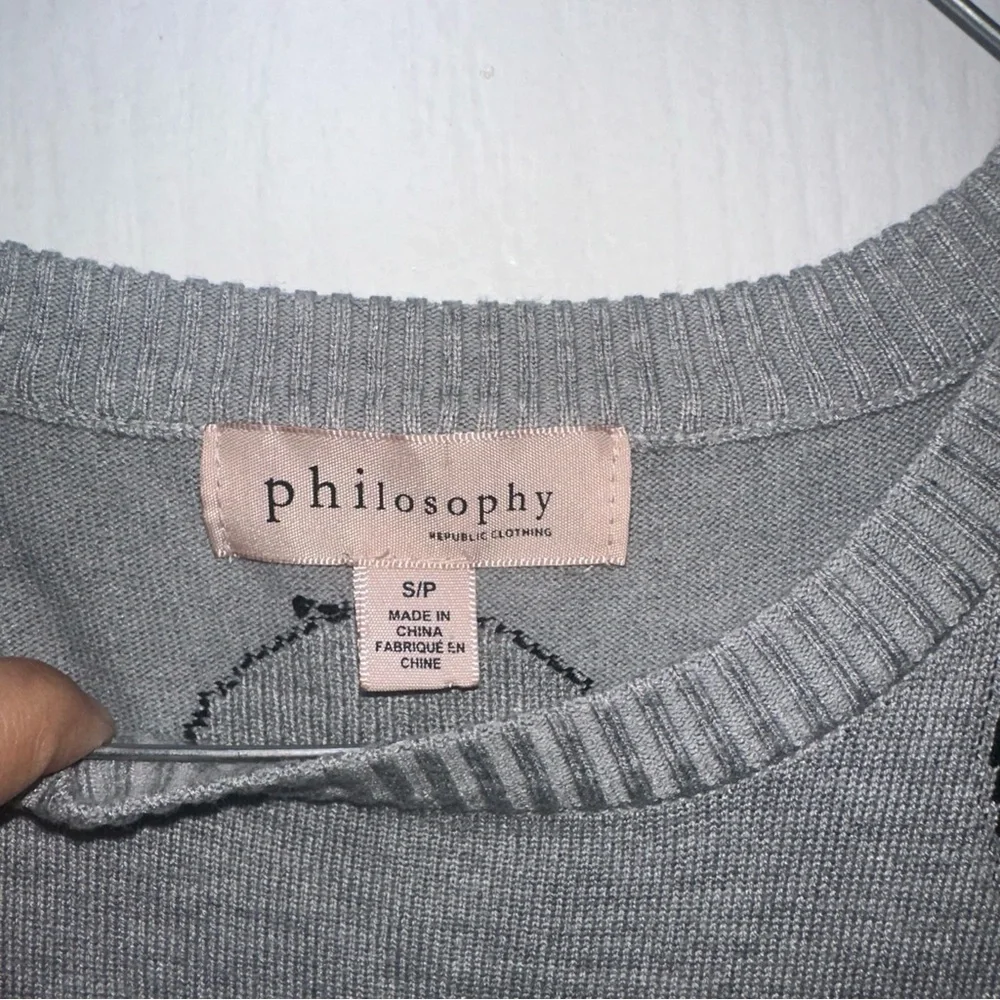 philosophy Women’s Grey With Black Polk Dots Sweater Size Small Rayon‎ And Nylon